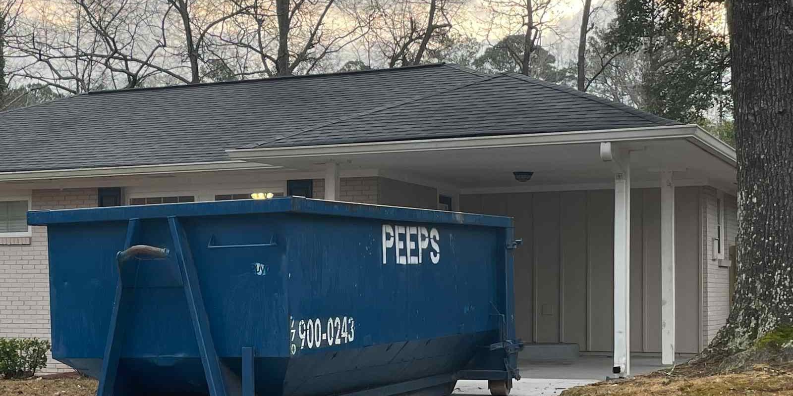 east-point-ga-dumpster-rental-driveway-delivery-peeps-containers 1 Dumpster Rental in East Point, GA: What Homeowners & Contractors Need to Know